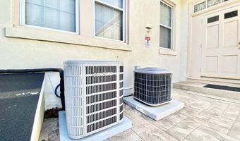 8 COMMONWEALTH Ave, Claymont, DE 19703