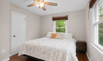 427 Shepperd Ln, Alloway, NJ 07422