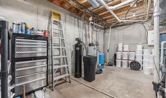 9575 52nd St SE, Alto, MI 49302