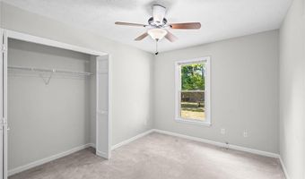 1194 Meadow Oaks Dr NW, Acworth, GA 30102