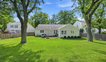 1125 Meghan Ave, Algonquin, IL 60102
