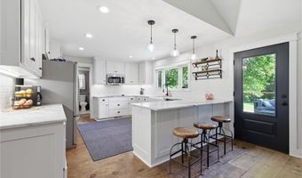 13901 Leavenworth Rd, Basehor, KS 66007