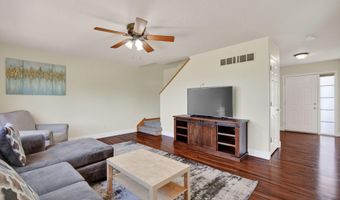 4919 Waller St, Ames, IA 50014