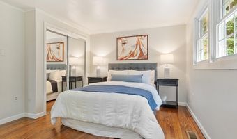 67 Quaker Ln, Bolton, MA 01740