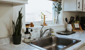 70 Carroll Ave 405, Newport, RI 02840