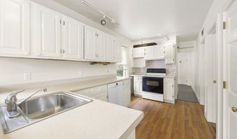 9 Pleasant St, Bath, ME 04530