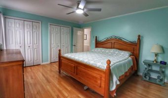 111 Windswept Dr E, Amsterdam, NY 12010