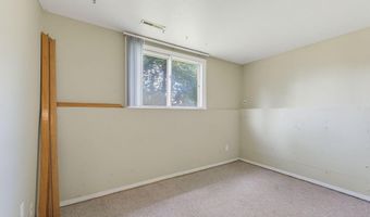 505 Elder Ln, Allenton, WI 53002
