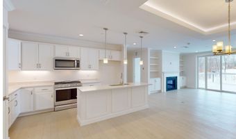 1 Longview Dr 203, Atkinson, NH 03811