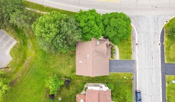 831 Robin Rd, Amherst, NY 14228