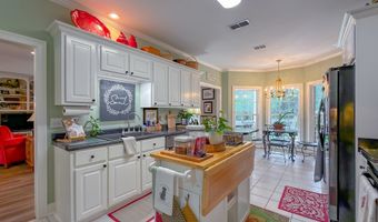 1020 Meadow Ridge Dr, Bainbridge, GA 39819