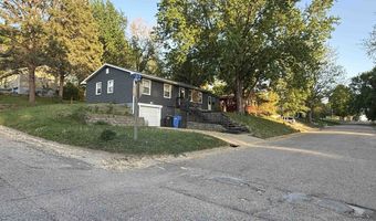 400 S 7th St, Akron, IA 51001