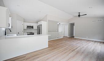 3707 Country Ct, Allegan, MI 49010