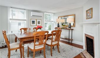 43 Farewell St 2, Newport, RI 02840