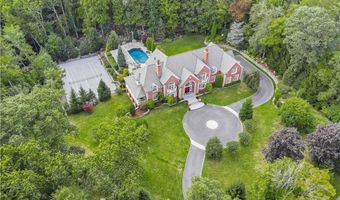 26 Pequot Ln, New Canaan, CT 06840