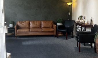 412 W Main St, Artesia, NM 88210