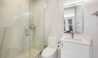 340 W 2nd St 3, Boston, MA 02127