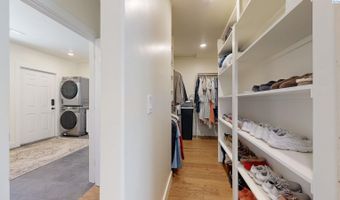 1103 11th St, Benton City, WA 99320