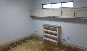 1739 E Mulberry, Angleton, TX 77515