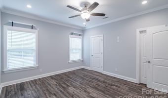 939 Old Stagecoach Rd, Camden, SC 29020