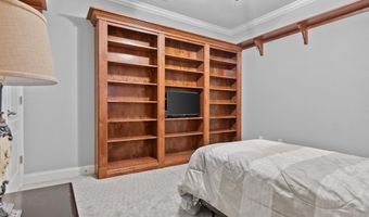 1711 River Pointe Dr, Albany, GA 31707