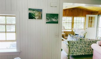 140 Treasure Rd, Narragansett, RI 02882
