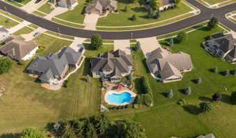 1205 N Dewey, Auburn, IN 46706