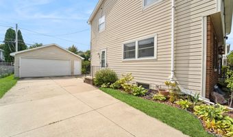 513 E GREENFIELD St, Appleton, WI 54911