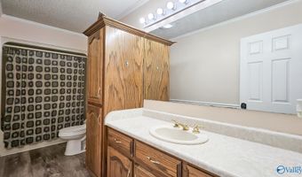9206 Barker Rd, Athens, AL 35614