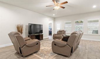 728 Golden Gate Park Rd, Alvarado, TX 76009