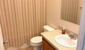 330 Root Rd, Barre, MA 01005