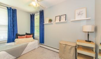 4 Warren St, Bayonne, NJ 07035