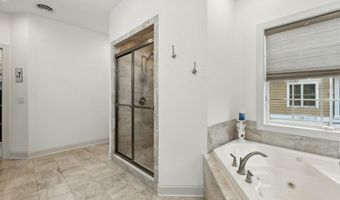 1194 DEATS Dr, Dover, DE 19904