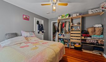 380 Harlem Ave, Bridgeport, CT 06606