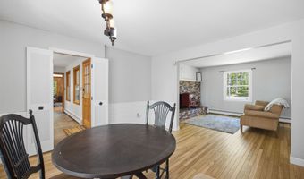 5 Pinecrest Cir, Bedford, NH 03110