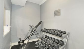 3308 WYNDHAM Cir 321, Alexandria, VA 22302