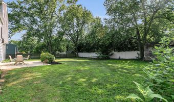 520 East Rd, Belford, NJ 07718