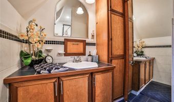165 Lamarck Dr, Amherst, NY 14226