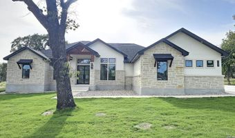105 PIONEER Trl, Adkins, TX 78101