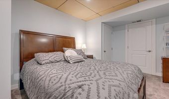 358 Lenape Trl, Allentown, PA 18104