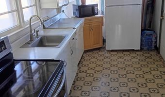 202 5TH St, Chugwater, WY 82210