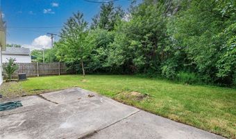 16 Newgate Rd, Amherst, NY 14226