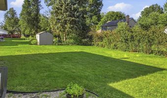 915 Carriage Dr, Algonquin, IL 60102