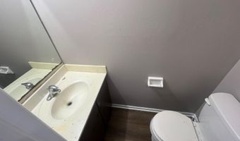 2621 Woodsedge Rd, Columbus, OH 43224