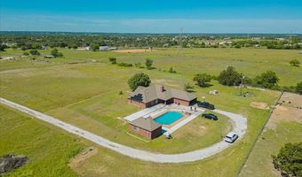 901 Green Branch Rd, Weatherford, TX 76085