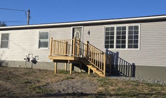 141 E 17th Ave, Albia, IA 52531