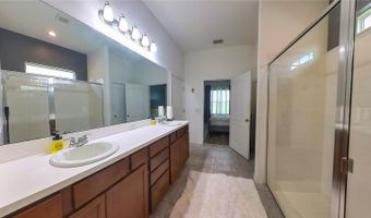 902 GRAND HILLTOP Dr, Apopka, FL 32703