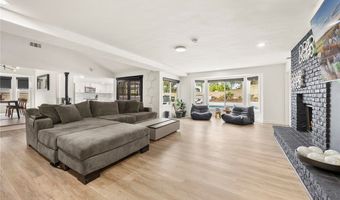 25311 Pike Rd, Laguna Hills, CA 92653
