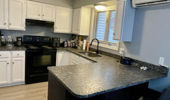 12 Pine Hill Dr, Bath, ME 04530