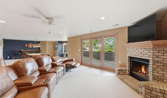 1703 S Le Homme Dieu Dr NE, Alexandria, MN 56308